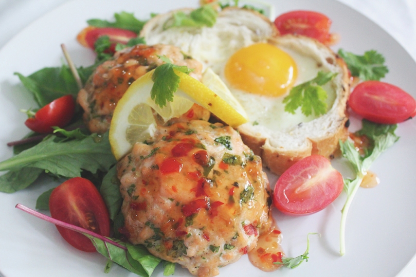 Salmon Fish Cakes with Oven-baked Eggs